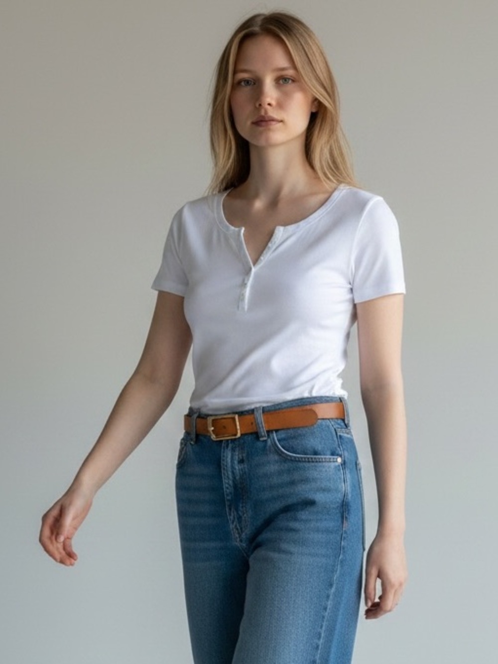 Ricki’s White Fitted T- Shirt Short Sleeve Stretch Cotton V Neck Tee XS